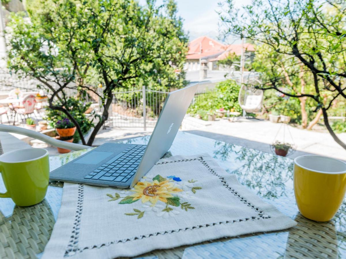 Green Home Apartments Котор Экстерьер фото