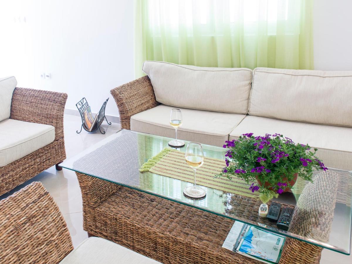 Green Home Apartments Котор Экстерьер фото